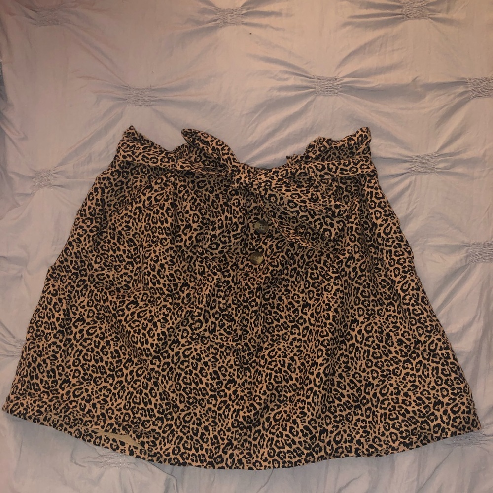 AMERICAN EAGLE leopard print paper bag skirt